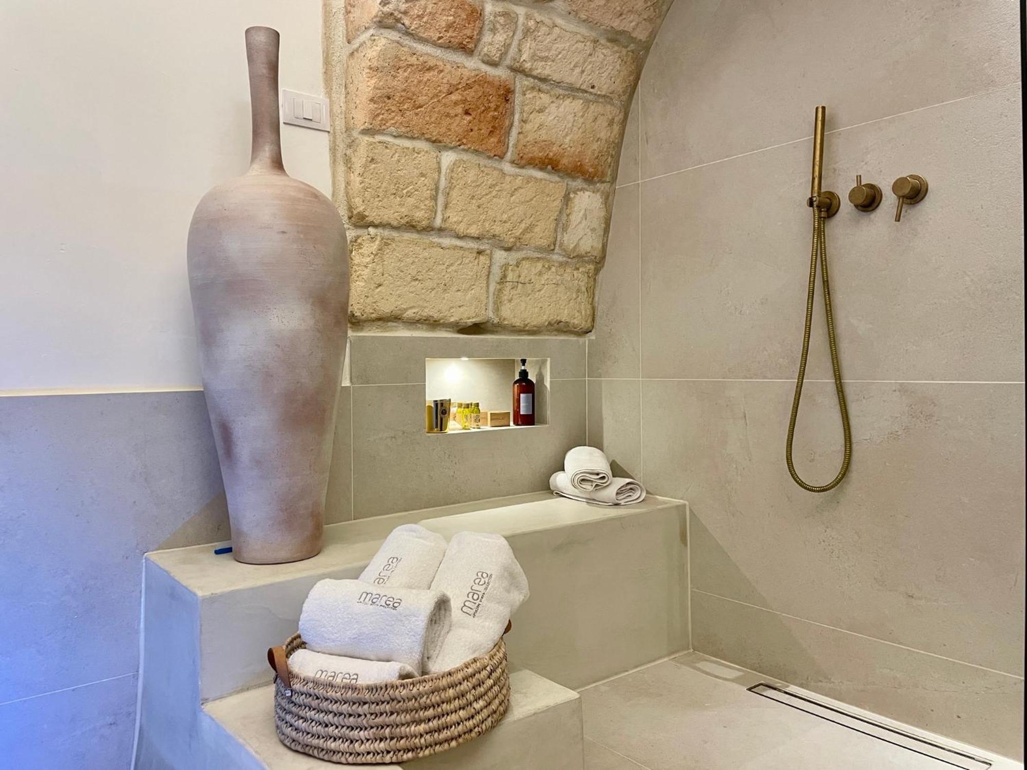 I Granai, Idromassaggio E Relax - Marea Stays Collection นาร์โด ภายนอก รูปภาพ